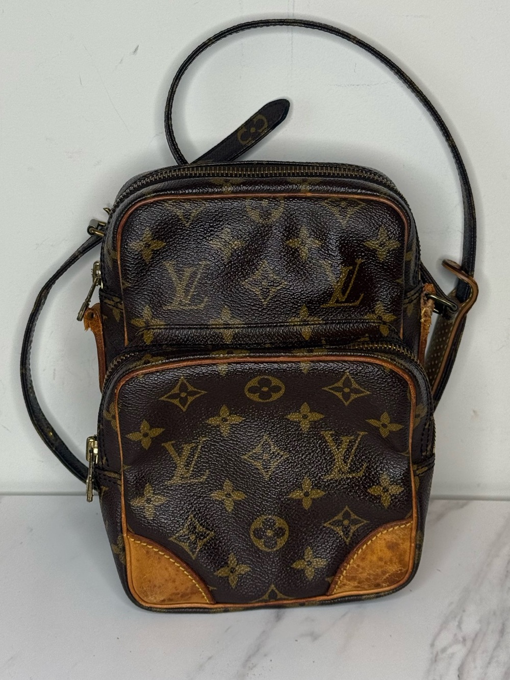 LOUIS VUITTON MONOGRAM AMAZON CROSSBODY BAG